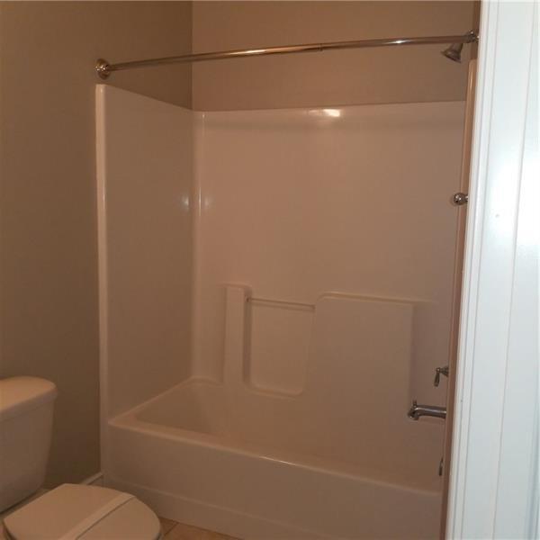 1215 Newbury Highland Photo 13