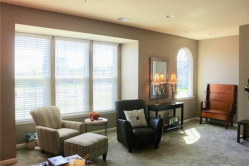 705 Shelley Ln Photo 9